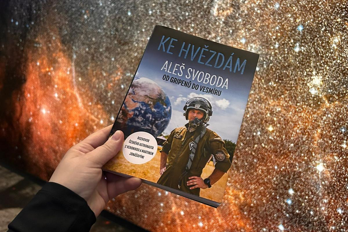 Kniha Aleše Svobody a meteorit
