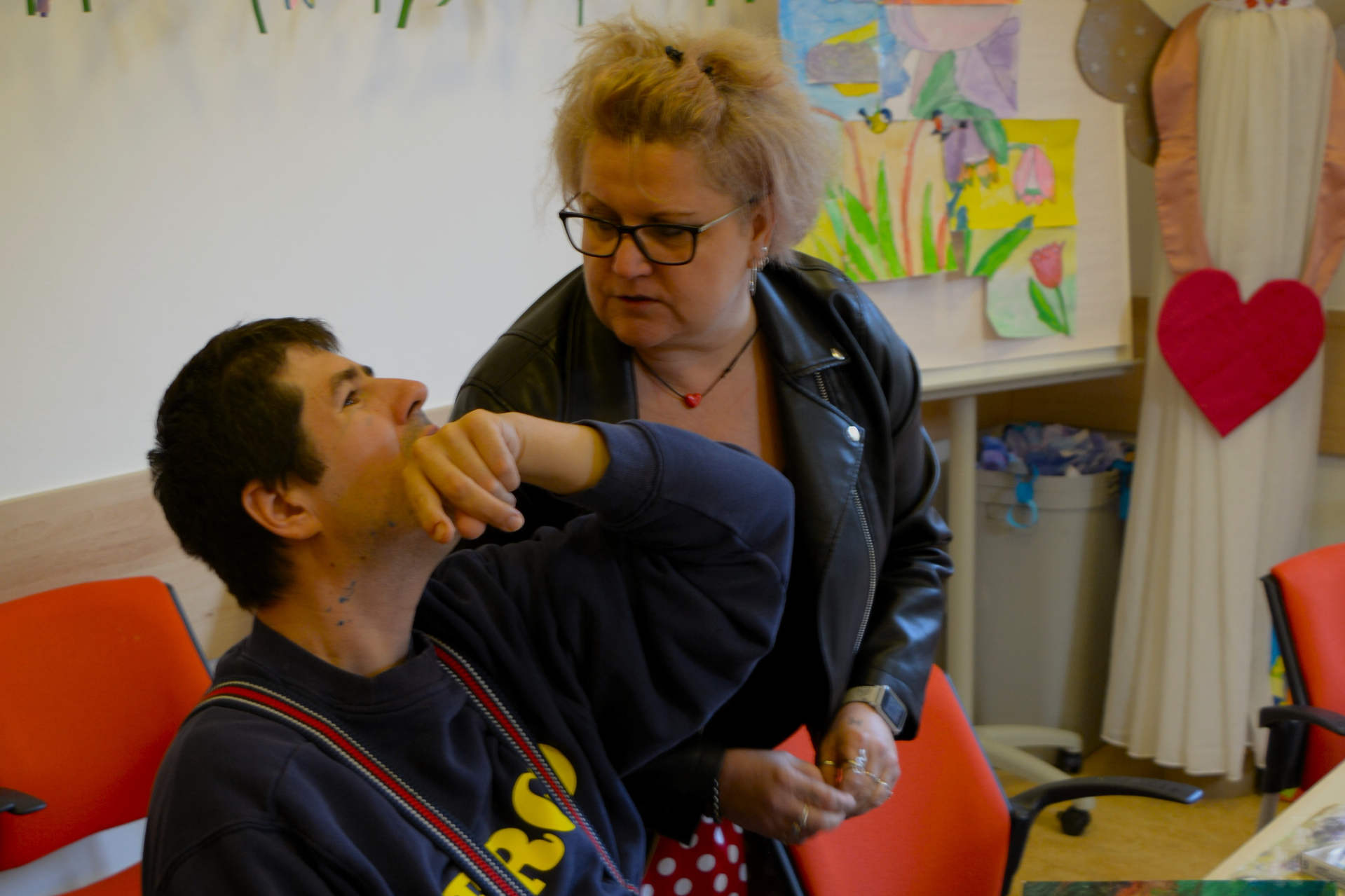  TuTo - abstraktní obraz s příběhem