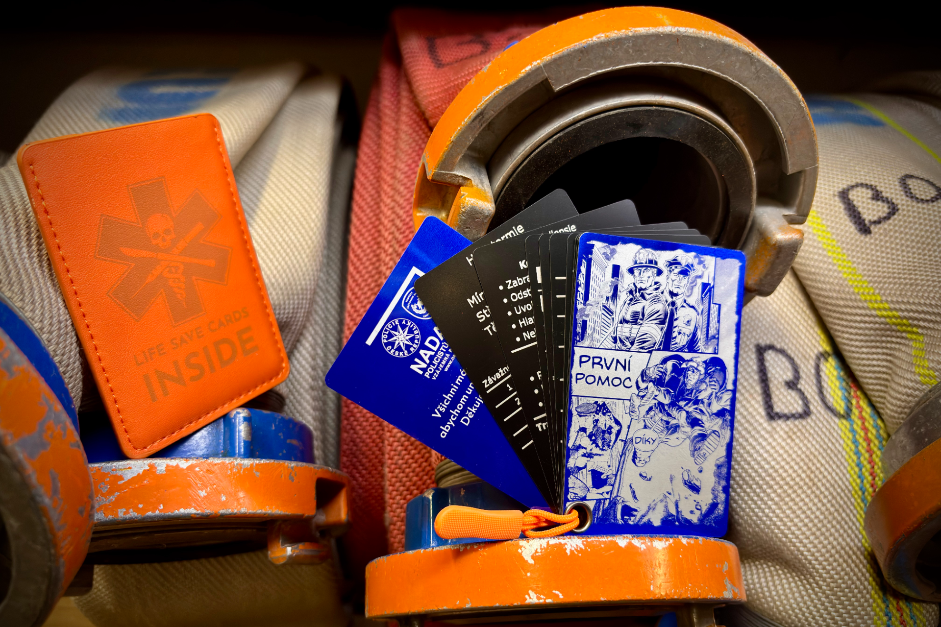 Kufr pro Nadaci policistů a hasičů