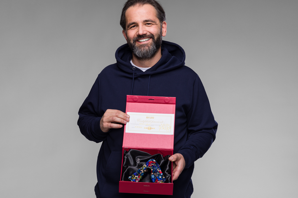 KAPESNÍČEK A ODZNAK KALKULÁTORA