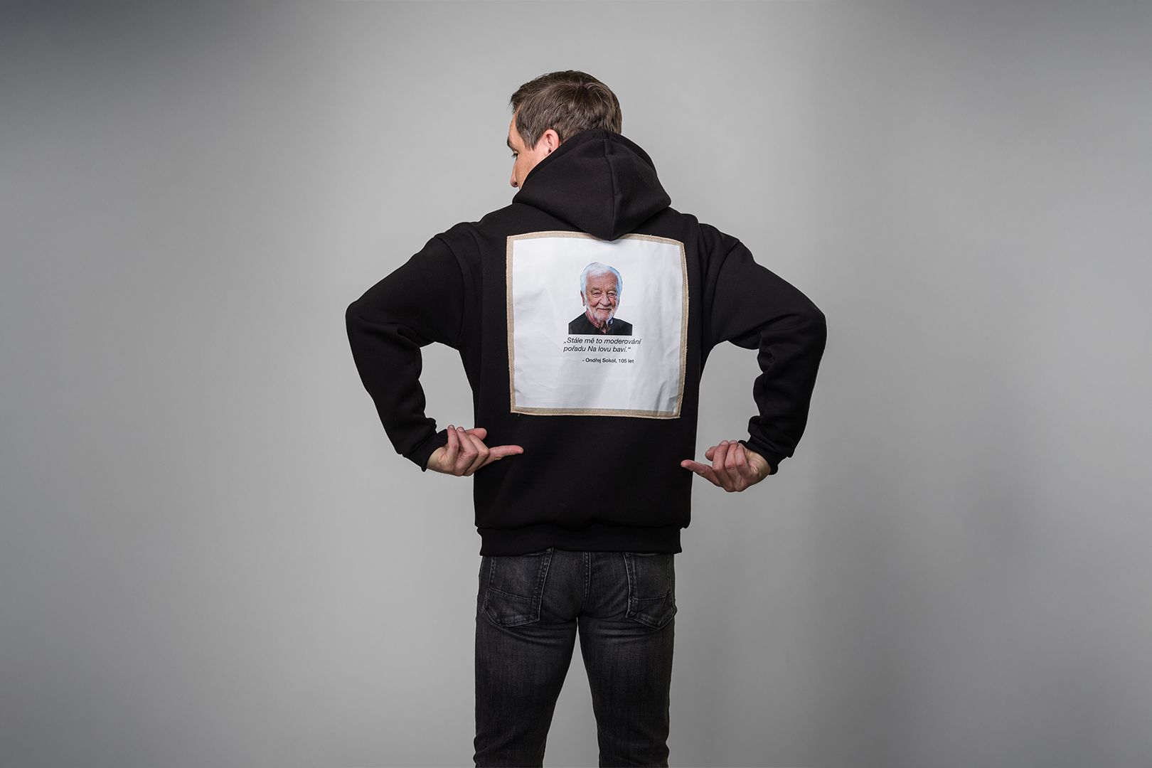 NA LOVU: MIKINA TMBK ONDŘEJ SOKOL VEL. M/L