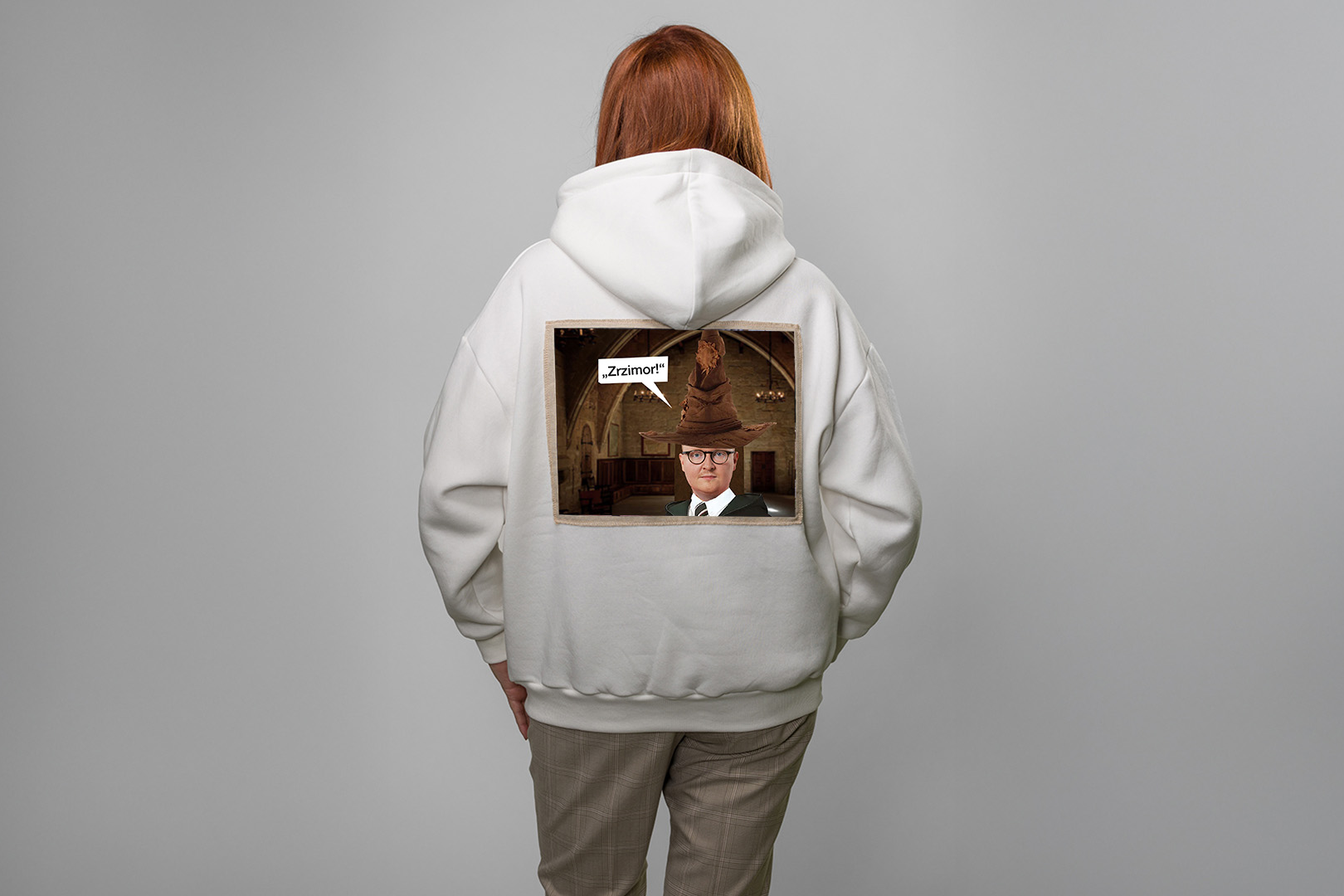 NA LOVU: MIKINA TMBK PAN LIŠÁK VEL. M/L