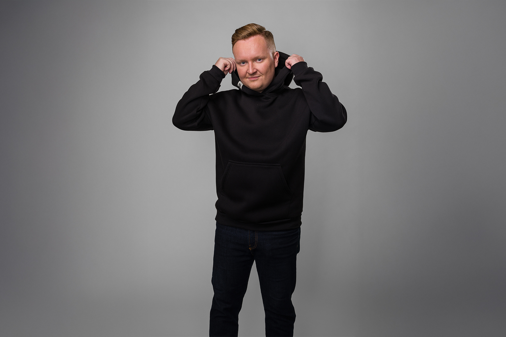 NA LOVU: MIKINA TMBK PAN LIŠÁK VEL. XL