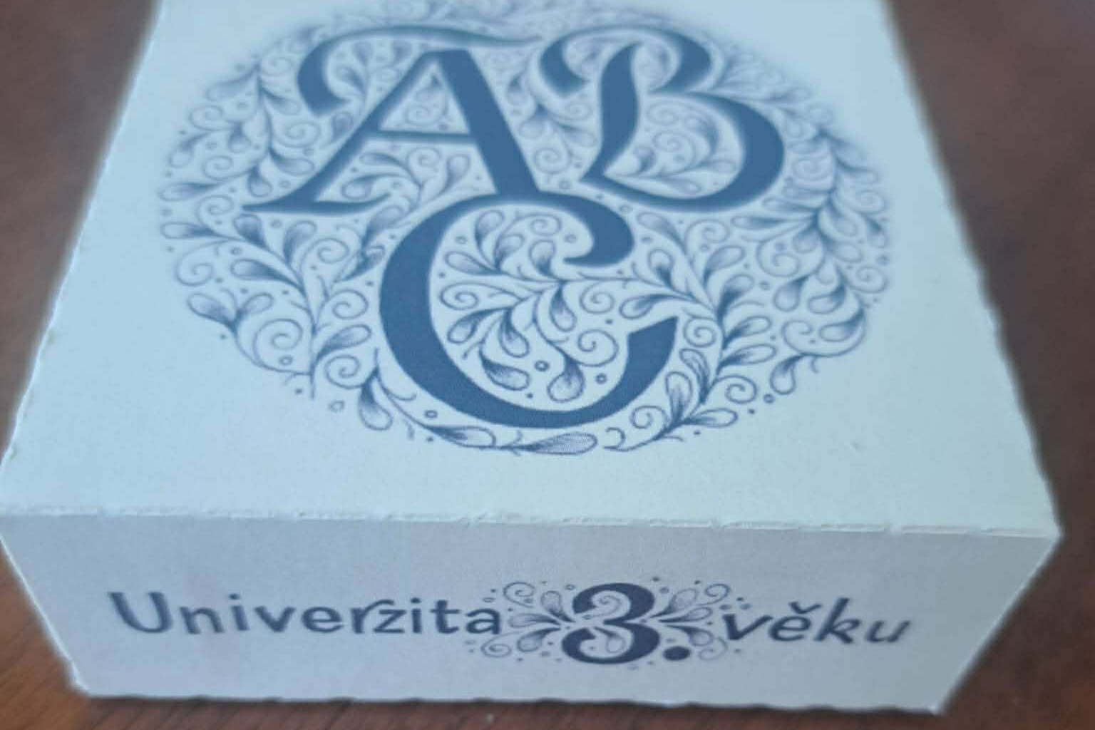Keramický svícen + bonus