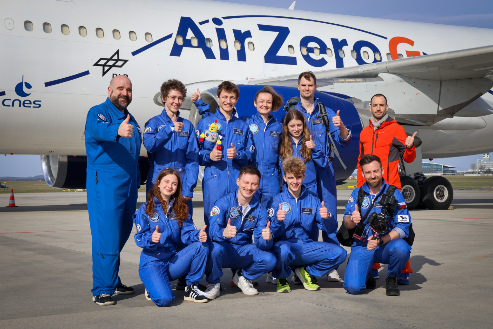 Robot Kit po letu Zero-G (1/2)