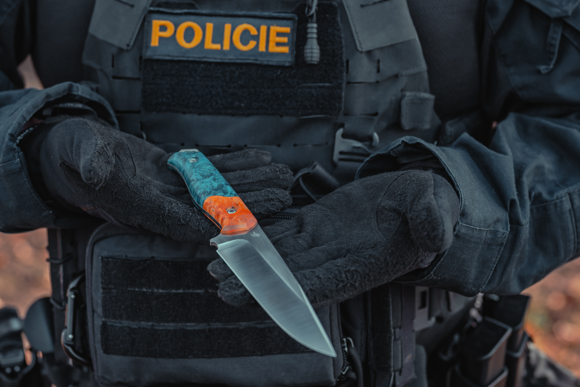 Kufr pro Nadaci policistů a hasičů