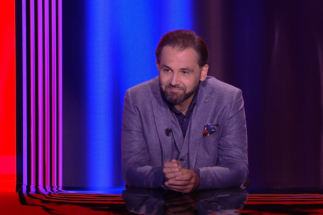 KAPESNÍČEK A ODZNAK KALKULÁTORA